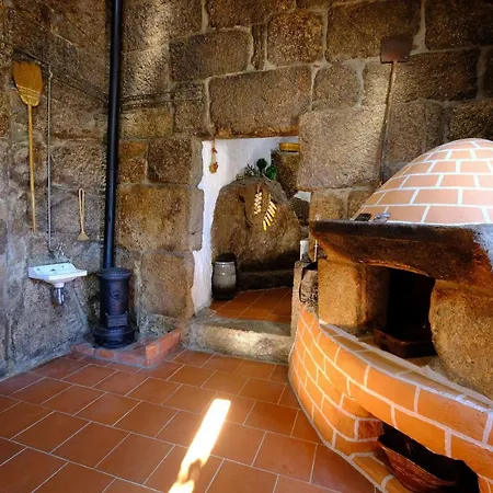 Casas Do Casinhoto - Casa Com Vista Douro Tatil Evi Baião